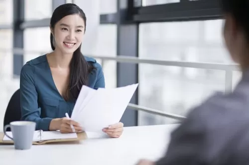 PHỎNG VẤN TRỰC TIẾP